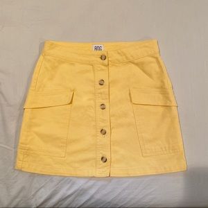 New Urban Outfitters Lemon jeans skirt